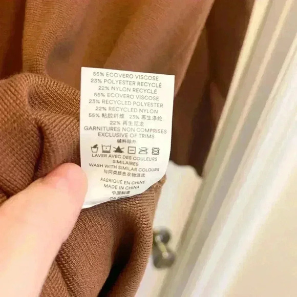 Frank & Oak mock-neck sweater dress - Picture 7 of 8